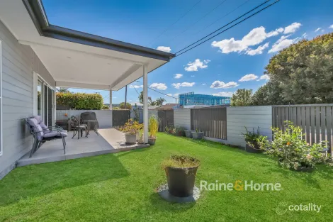 Property photo of 26 Lagoon Street Ettalong Beach NSW 2257