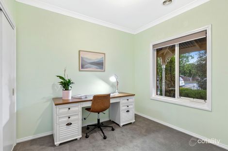 Property photo of 66 Oakview Parade Caroline Springs VIC 3023