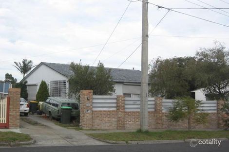 Property photo of 4 Juniper Court Frankston North VIC 3200