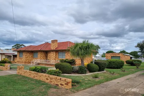 Property photo of 21 Robert Street South Tamworth NSW 2340