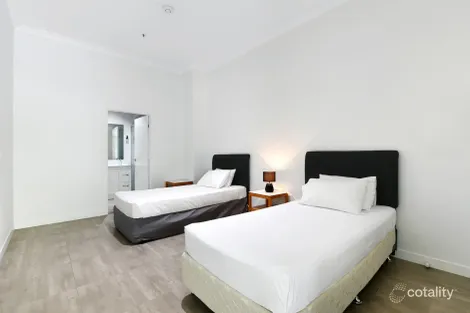 Property photo of 2/3422 Surfers Paradise Boulevard Surfers Paradise QLD 4217