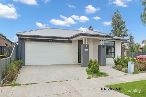 Property photo of 29 Frontier Circuit Tarneit VIC 3029