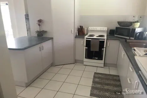 Property photo of 1/37 Mintaro Crescent Woree QLD 4868