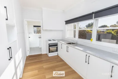 Property photo of 53 Mitchell Avenue Dareton NSW 2717