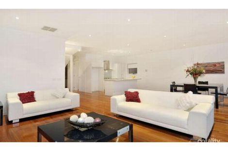 Property photo of 2/7 Curzon Street Ivanhoe VIC 3079