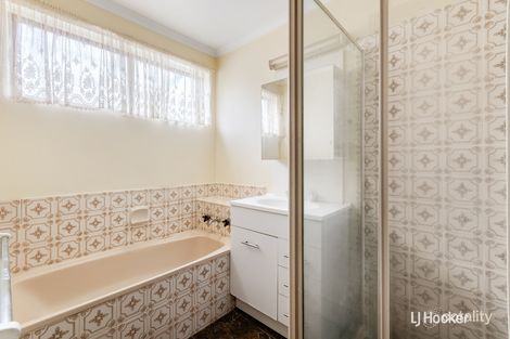 Property photo of 20 Luringa Close Craigmore SA 5114