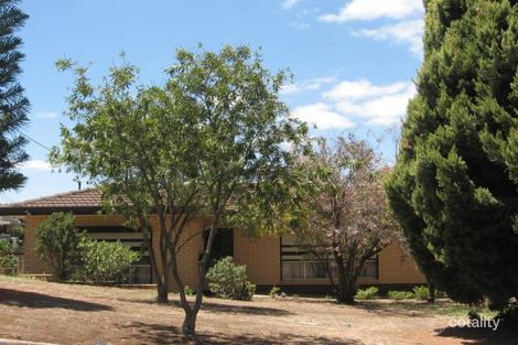 9 Saratoga Ave, Redwood Park, SA 5097
