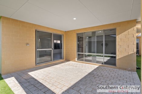 Property photo of 4 Bromley Road Wellard WA 6170
