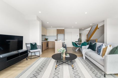 Property photo of 2/873 Doncaster Road Doncaster East VIC 3109