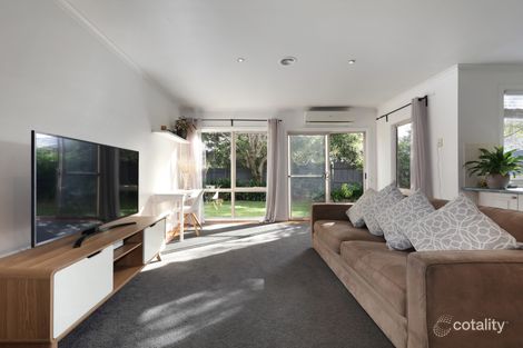 Property photo of 2/41 South Avenue Bentleigh VIC 3204