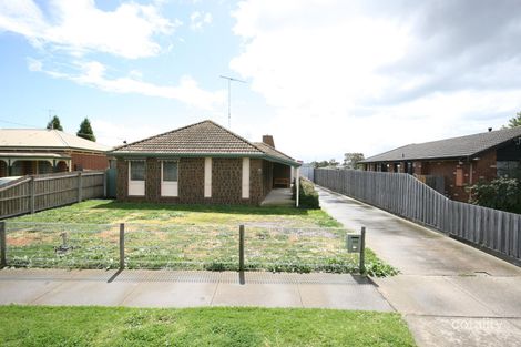 103 Solar Dr, Whittington, VIC 3219