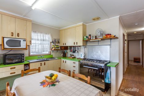 Property photo of 34 Welcombe Avenue Rockville QLD 4350