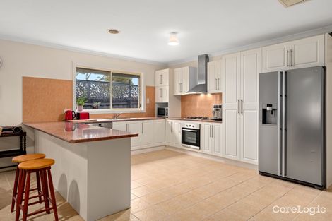 Property photo of 12 Paringa Avenue South Morang VIC 3752