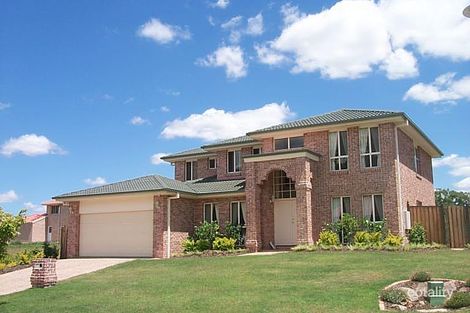 12 Brompton Pl, Brookfield, QLD 4069