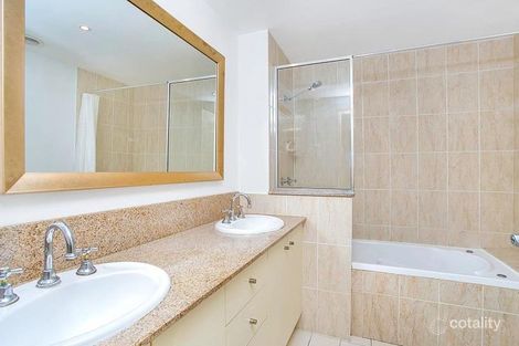 Property photo of 1223/2-10 Greenslopes Street Cairns North QLD 4870