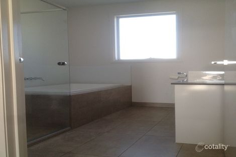 Property photo of 3/14-15 Hazelmere Avenue Cranbourne West VIC 3977