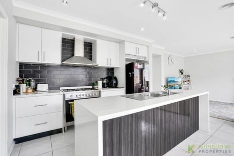 Property photo of 21 Long Forest Avenue Harkness VIC 3337
