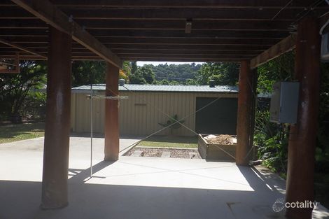 Property photo of 3 Feldt Street Flying Fish Point QLD 4860