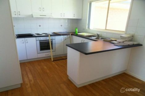 Property photo of 1/80 Paldi Crescent Glenfield Park NSW 2650