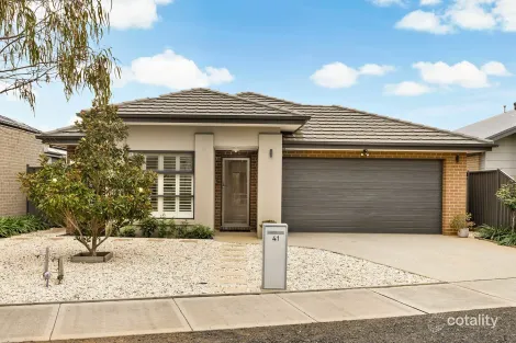 41 Sandygate Cct, Strathtulloh, VIC 3338