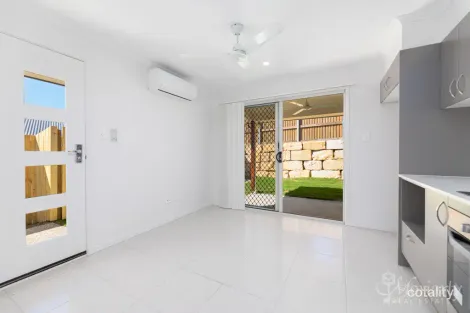 Property photo of 2/39 Grey Crescent Narangba QLD 4504