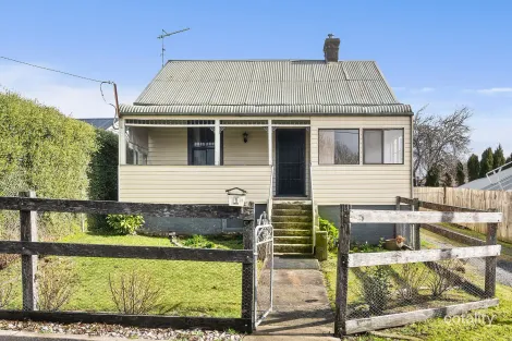 Property photo of 1 Spring Lane Moss Vale NSW 2577
