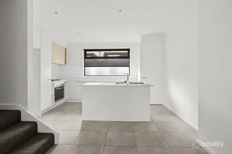 Property photo of 12 Tiller Walk Mornington VIC 3931