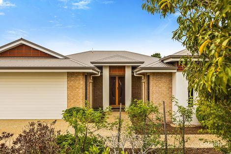 Property photo of 8 Quail Crescent Highfields QLD 4352