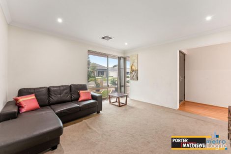 Property photo of 94 Fennell Crescent Wattle Grove WA 6107