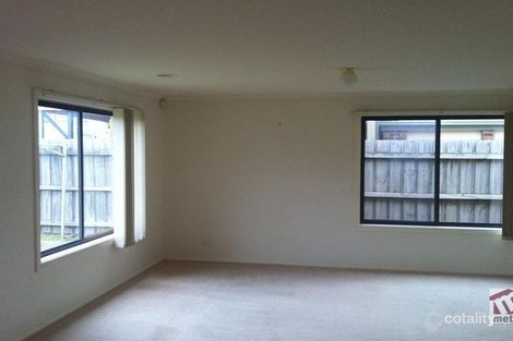 Property photo of 33 Protea Street Carrum Downs VIC 3201