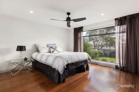 Property photo of 6 Cameron Parade Bundoora VIC 3083