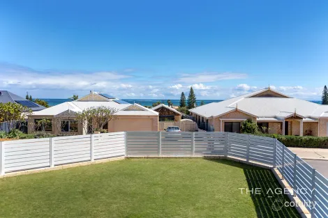 Property photo of 5 Seaview Boulevard Wandina WA 6530