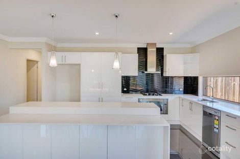 60 Columbia Dr, Bellbird Park, QLD 4300