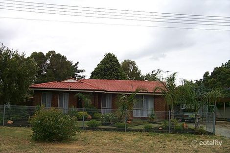 Property photo of 28 Windarra Way Armadale WA 6112
