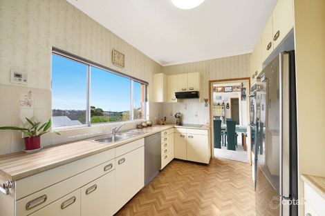 Property photo of 21 Kirra Road Allambie Heights NSW 2100