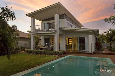 2 North Bank Ct, Helensvale, QLD 4212