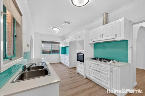 Property photo of 111 Cornwall Road Sunshine VIC 3020