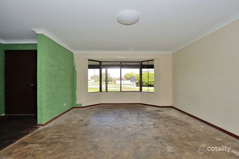 Property photo of 2 Marley Way Warnbro WA 6169