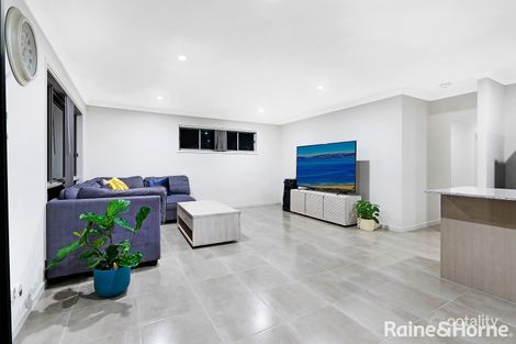 Property photo of 10 Idyllic Street Park Ridge QLD 4125