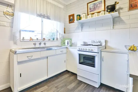 Property photo of 3/248 Tenth Street Mildura VIC 3500