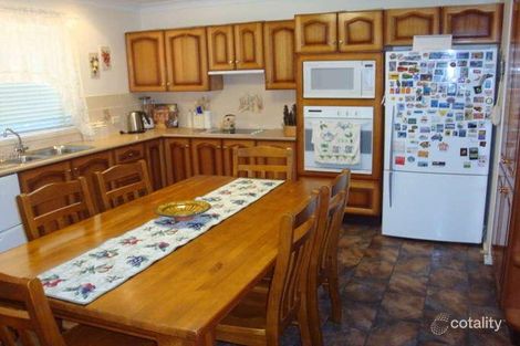 Property photo of 3 Best Place Prairiewood NSW 2176