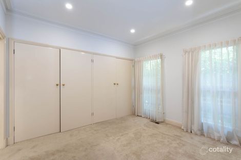 Property photo of 2/16 Fitzgibbon Crescent Caulfield North VIC 3161