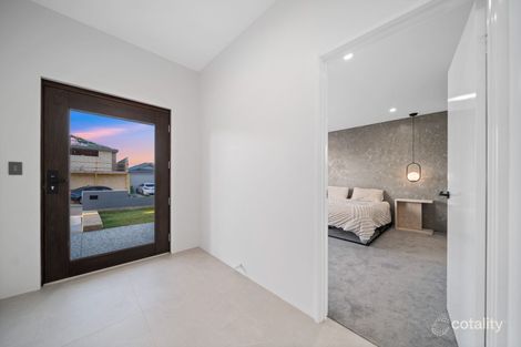 Property photo of 35 Caliza Way Beeliar WA 6164