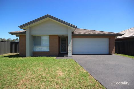 4 Rein Dr, Wadalba, NSW 2259