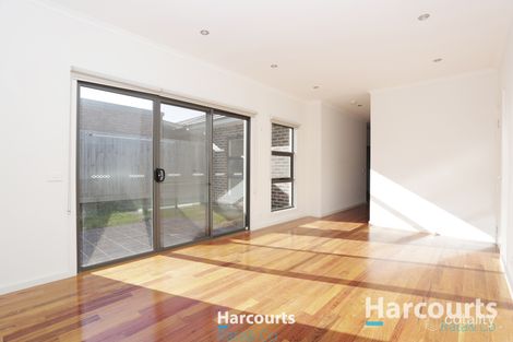 Property photo of 3/32 Summerhill Road Reservoir VIC 3073
