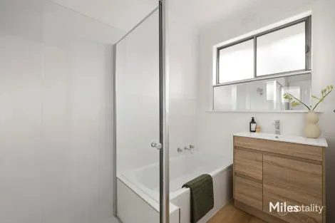 Property photo of 4/52 Locksley Road Ivanhoe VIC 3079
