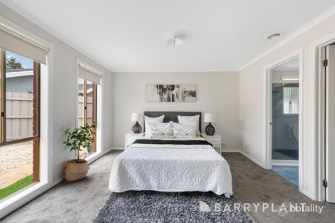 Property photo of 15 Foley Court Hoppers Crossing VIC 3029