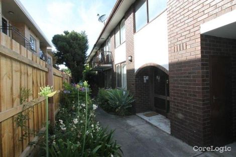 Property photo of 2/18 Avoca Avenue Elwood VIC 3184