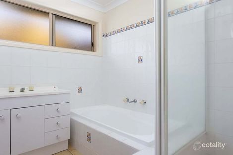 Property photo of 22 Girraween Mews Glenfield Park NSW 2650