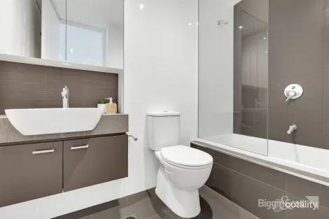 Property photo of 28/17 Eucalyptus Drive Maidstone VIC 3012